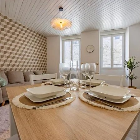 Quercy Blanc Coeur De Village Parking Facile Apartmán