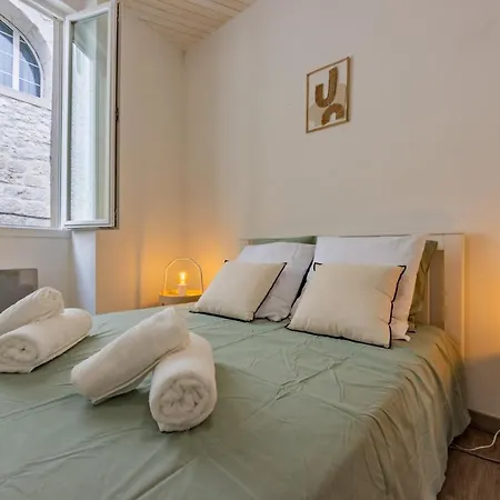 Apartmán Quercy Blanc Coeur De Village Parking Facile